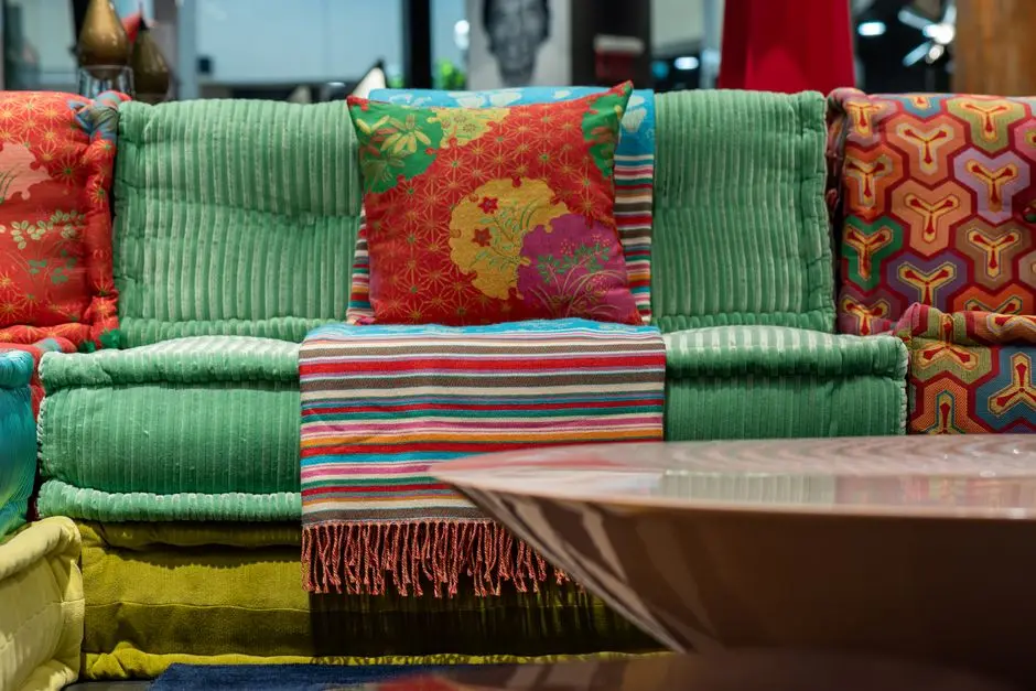 Le Maximalisme : La Nouvelle Vague Décorative et Artistique